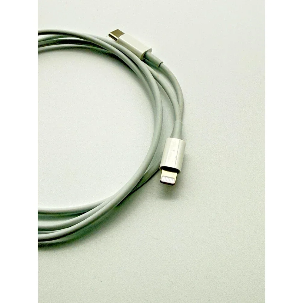 Apple USB-C to Lightning Charging Cable | Genuine Apple | Used | Tested Working